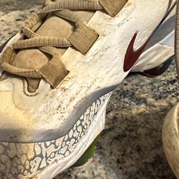 Nike White and Brown Athletic Football cleats - Picture 9 of 10